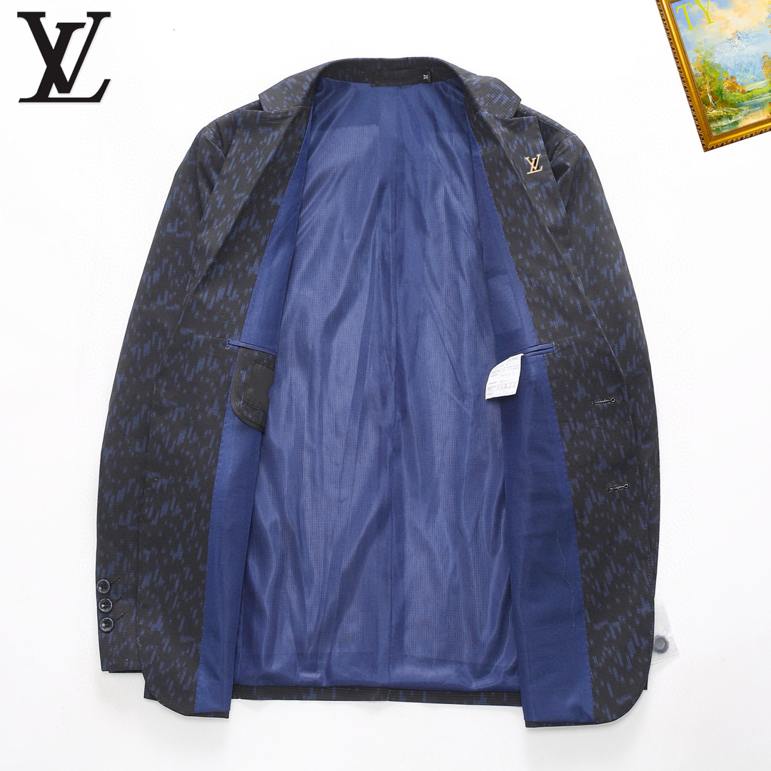 Louis Vuitton Outwear